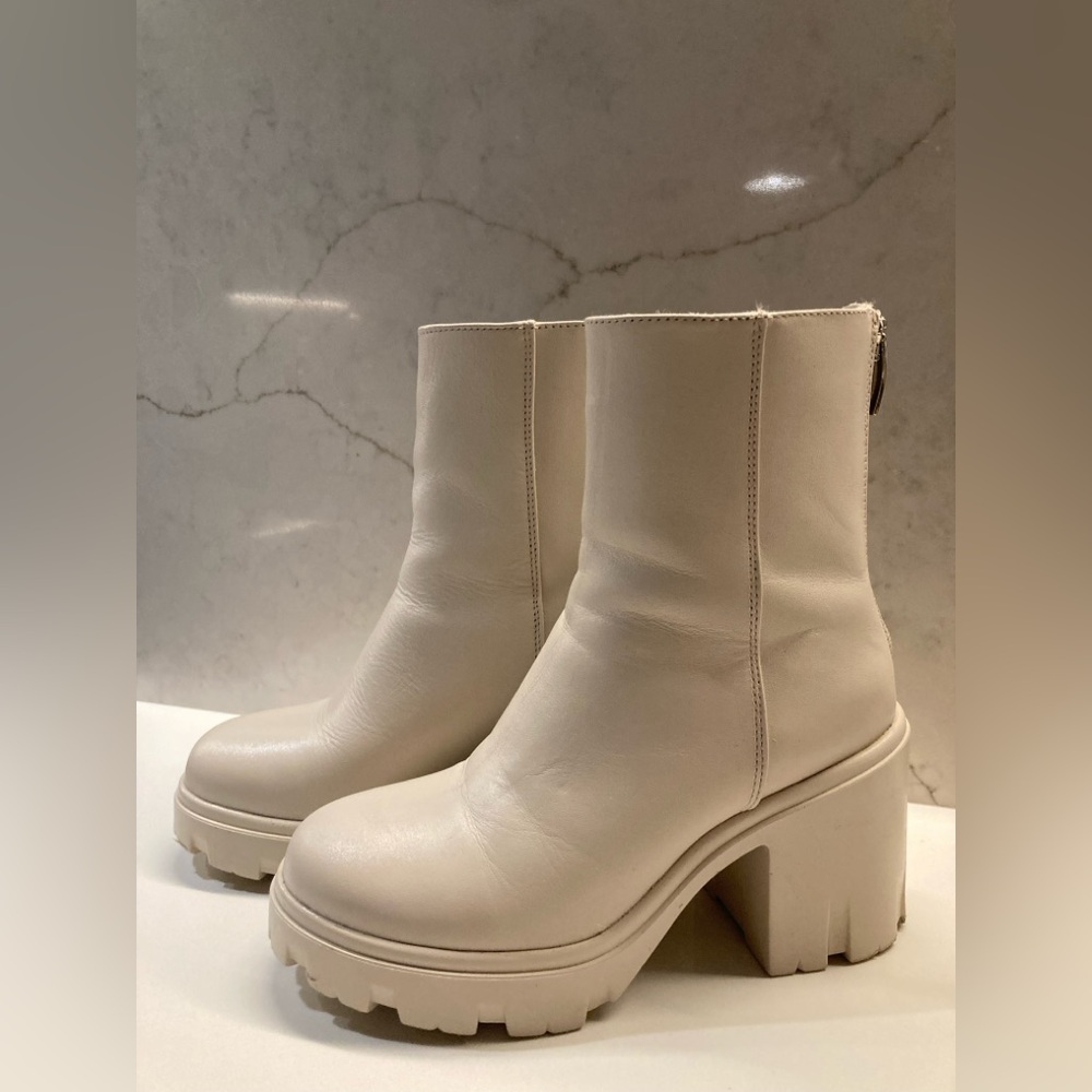 Steve Madden Boots